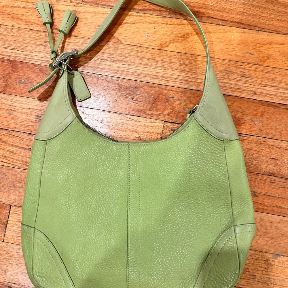 Coach green leather handbag excellent condition